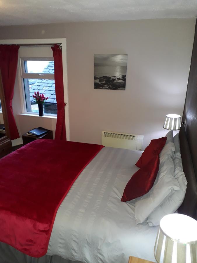 Ben Lawers Hotel Экстерьер фото