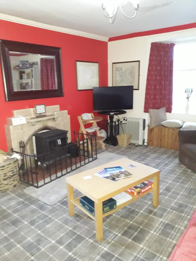 Ben Lawers Hotel Экстерьер фото