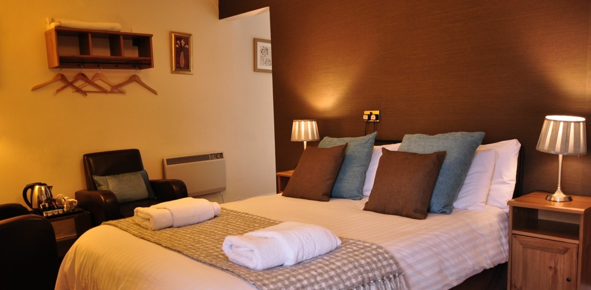 Ben Lawers Hotel Экстерьер фото